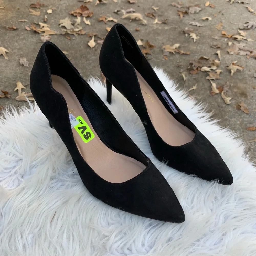 Chinese Laundry Black Scalloped Suede Heels Size 11